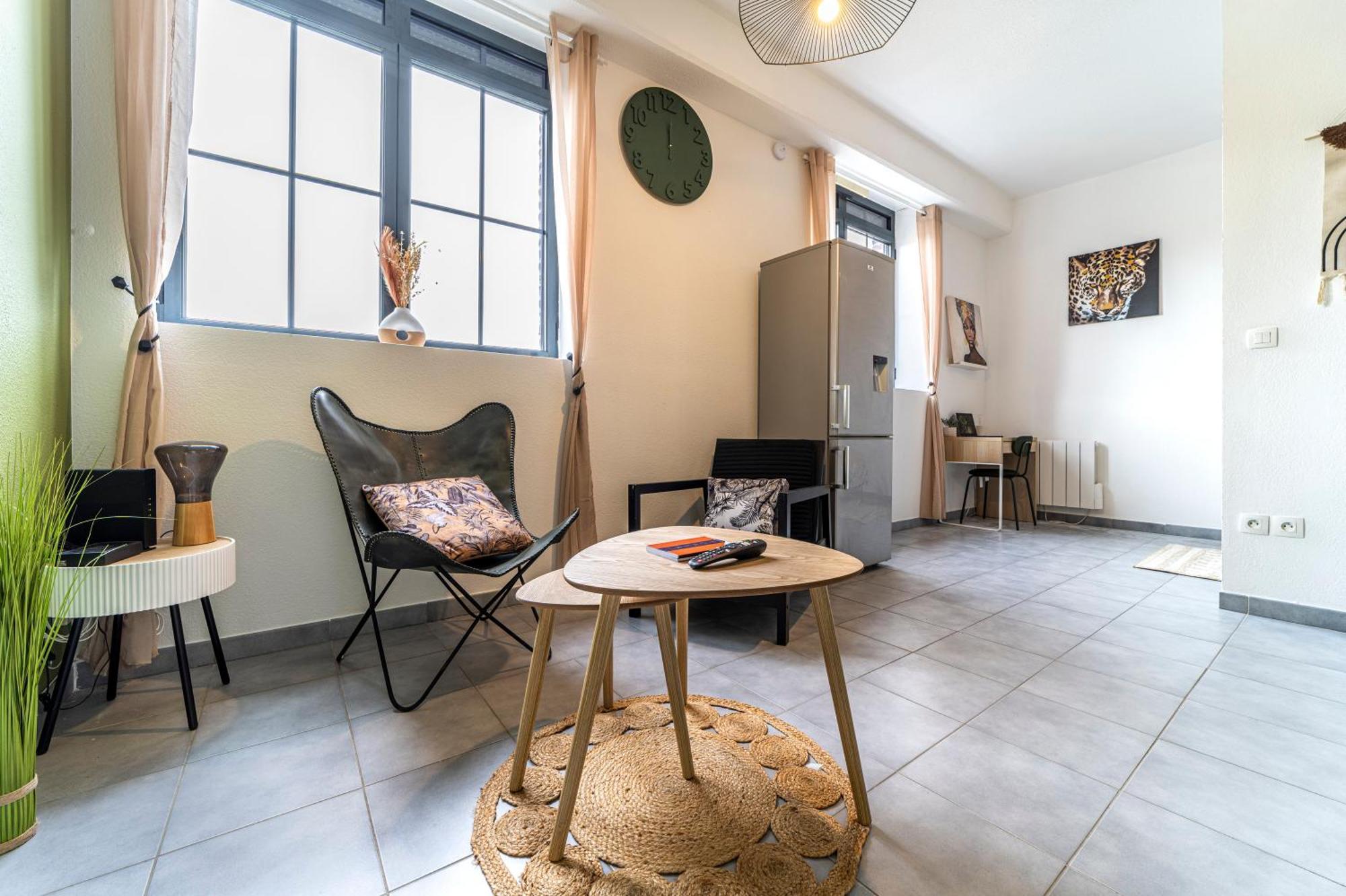 Stay Cosy Lille I Tourcoing - Appartement - Hypercentre - Parking Securise - Wifi - Netflix - Cuisine Extérieur photo